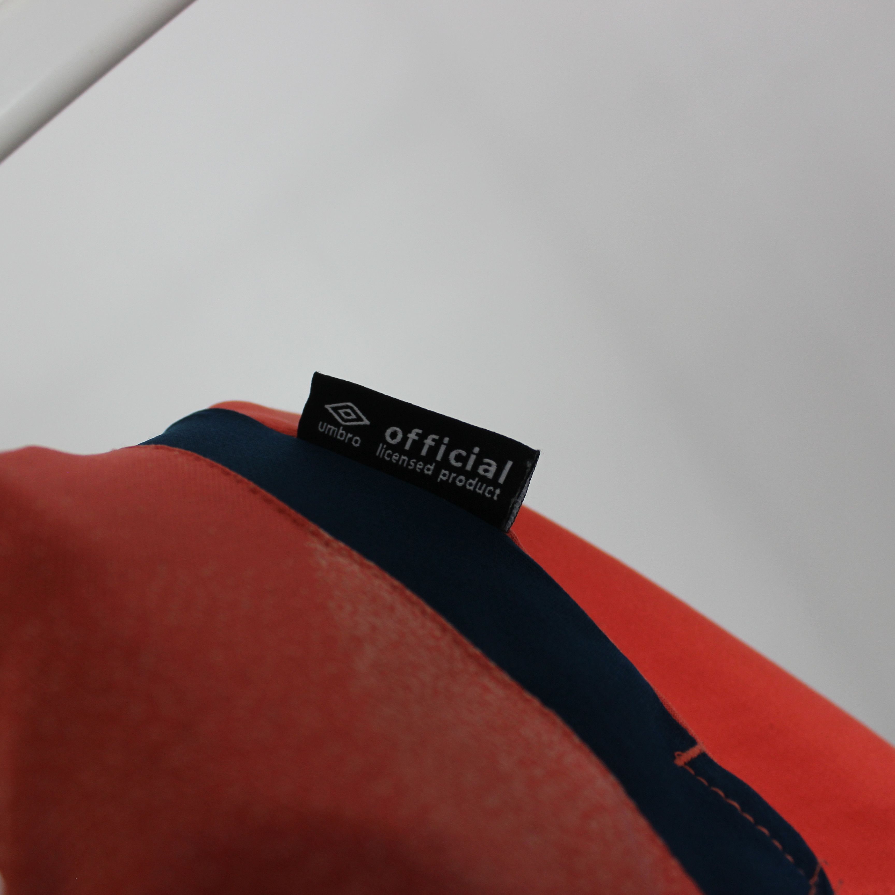 Umbro EVERTON 2019 2020 AWAY SHIRT JERSEY FOOTBALL SOCCER UMBRO XL Size US XL / EU 56 / 4 - 9 Thumbnail