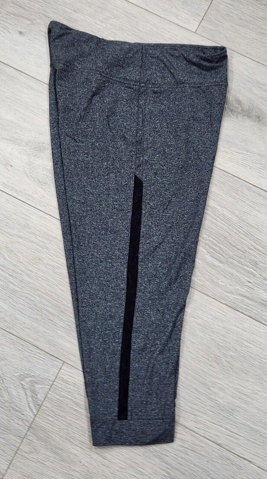 Designer Victoria Sport Leggings Large Capri Length Gray Black Size 36" / US 14 / IT 50 - 5 Thumbnail