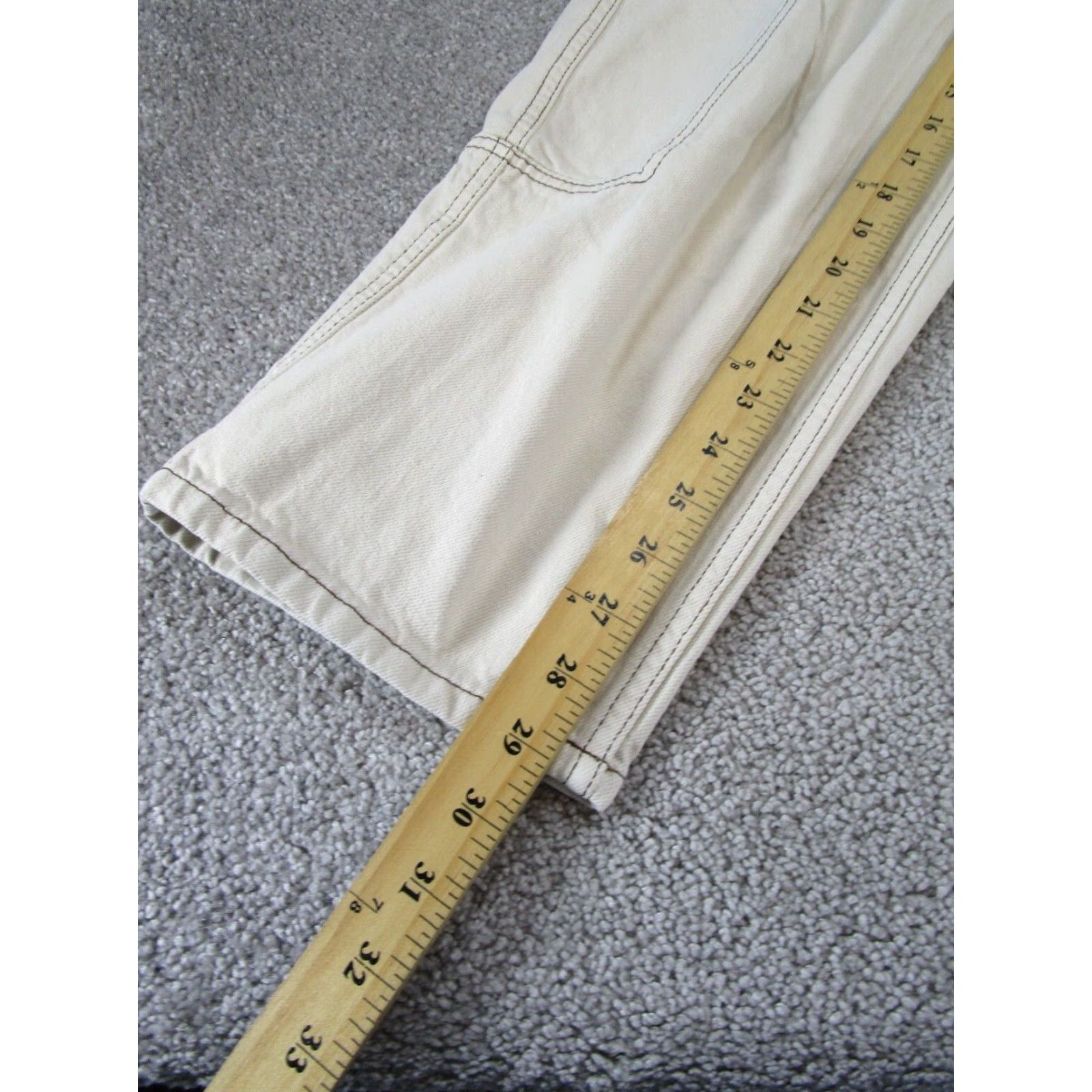 Urban Outfitters VINTAGE Urban Outfitters BDG Jeans Straight Denim Cargo Beige Women 31 High Rise Regular 31 Beige Womens Jeans 90s/2000s Style Size 24" / US 00 / IT 34 - 4 Thumbnail