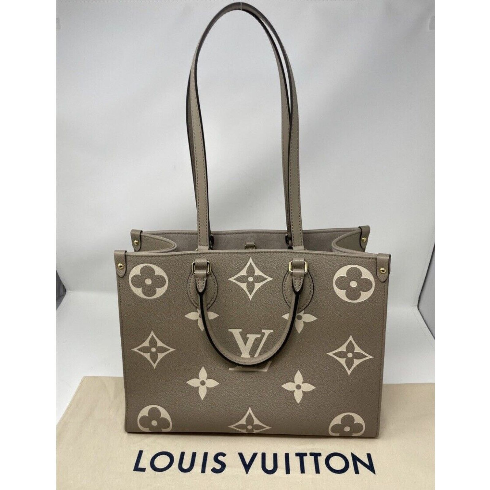 Louis Vuitton Louis Vuitton OnTheGo Tote MM Gray Turtle dove Empreinte Size ONE SIZE - 3 Thumbnail