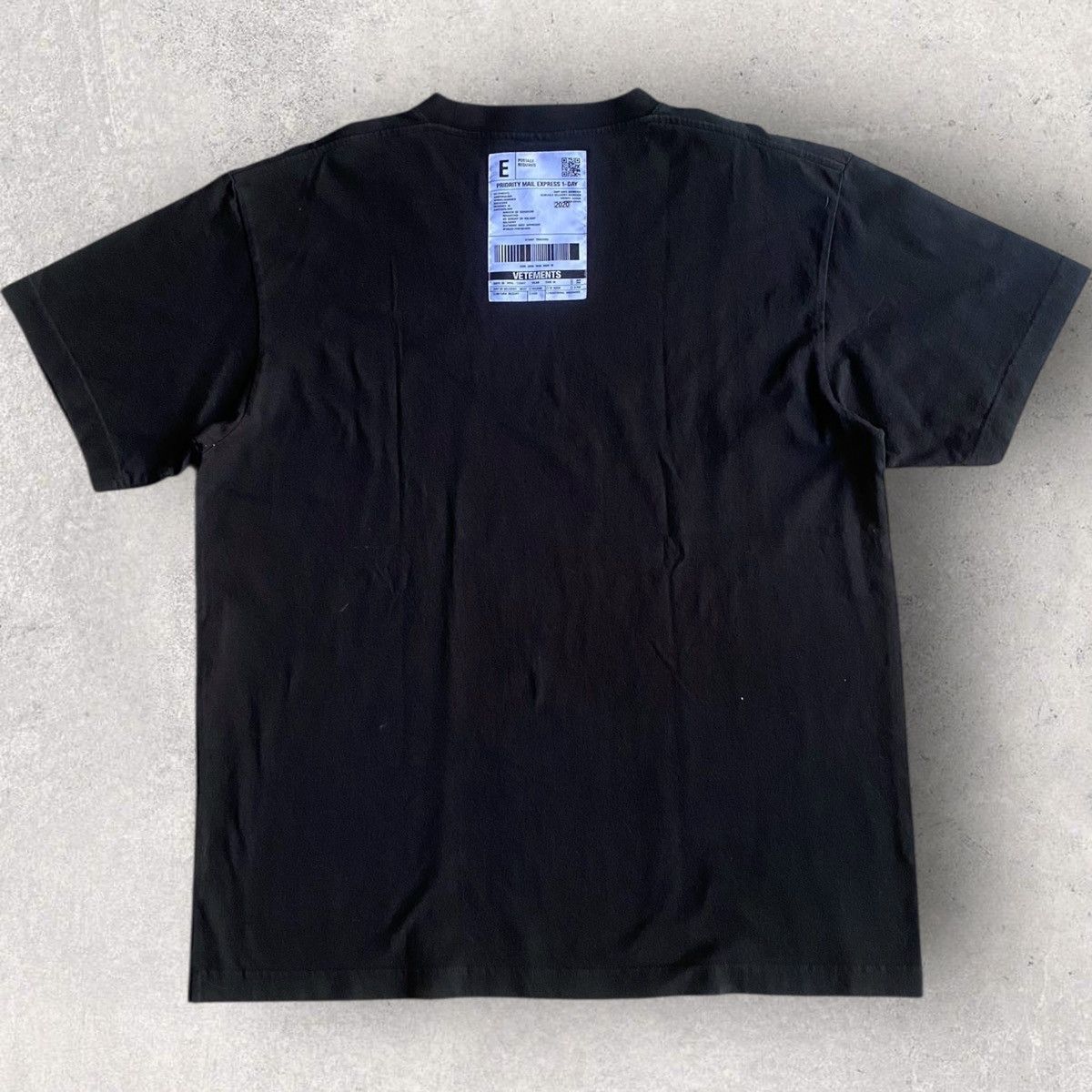 Vetements SS20 Priority Mail T Shirt Size US M / EU 48-50 / 2 - 2 Thumbnail