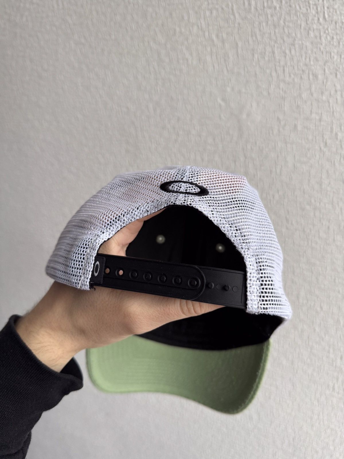 Oakley × Vintage Oakley big logo trucker hat 00s Size ONE SIZE - 3 Thumbnail