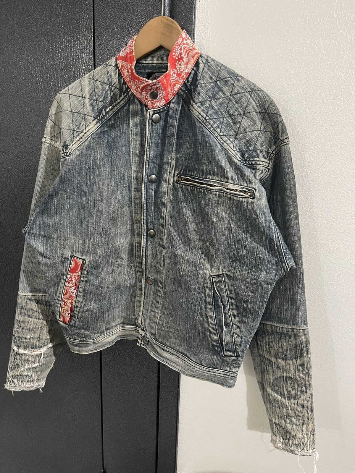 Vintage Vintage Unbrand Distressed Denim Jacket Size US L / EU 52-54 / 3 - 2 Thumbnail