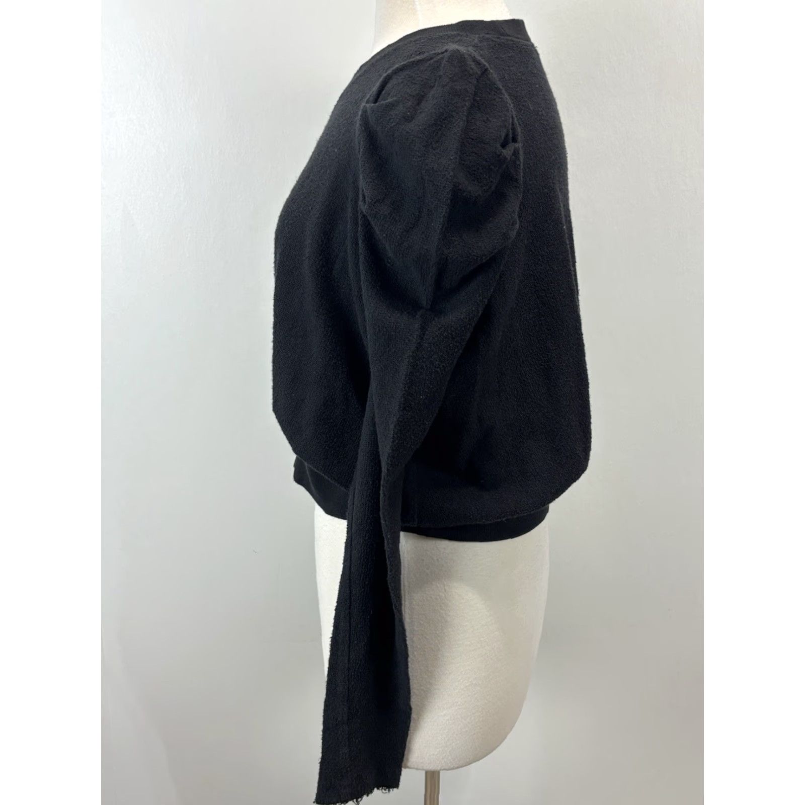 Free People VINTAGE Free People Crop Sweatshirt Women’s Medium Black Bohemian Puff Sleeve Pullover Activewear Size M / US 6-8 / IT 42-44 - 2 Thumbnail