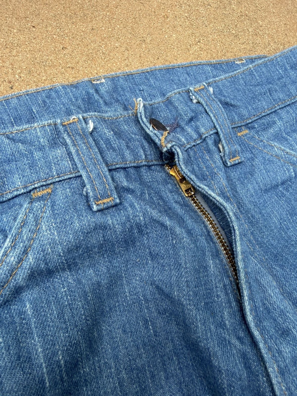 Levi's Vtg 70’s Levi’s 663 Orange Tab Bellbottom Flare Jeans 32x31 Size US 32 / EU 48 - 5 Thumbnail