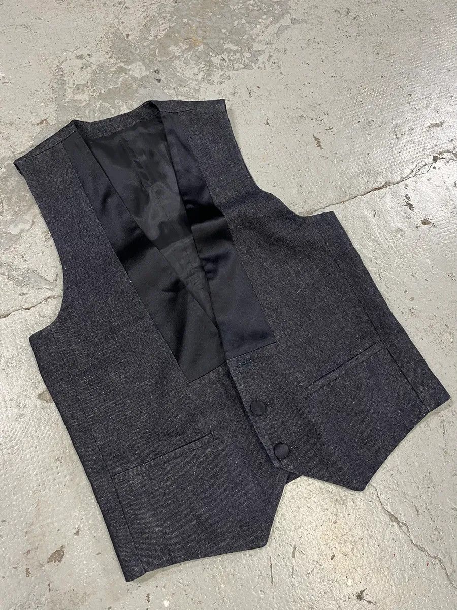 Maison Margiela SS2011 Maison Margiela Grey Minimalist Pure Vest Size US S / EU 44-46 / 1 - 4 Thumbnail