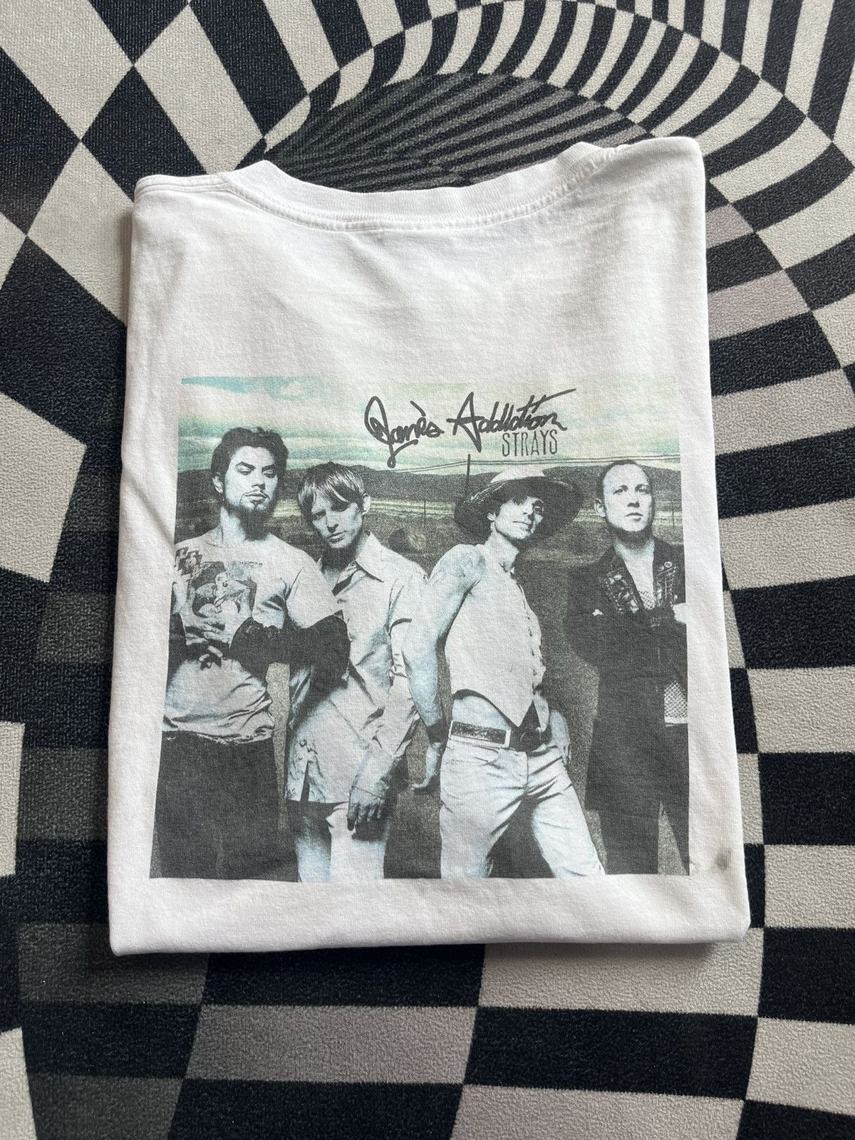 Band Tees Vintage Jane’s Addiction Promo STRAYS Album 00’s Tshirt Size US L / EU 52-54 / 3 - 1 Thumbnail