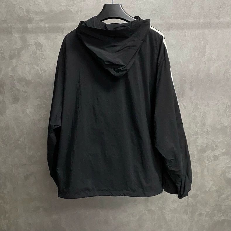 Balenciaga Balenciaga Black embroidered logo windproof jacket Size US S / EU 44-46 / 1 - 2 Thumbnail