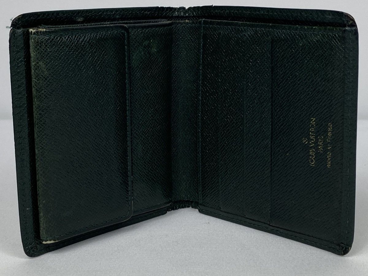 Louis Vuitton Louis Vuitton Taiga Bifold Wallet Size ONE SIZE - 3 Thumbnail