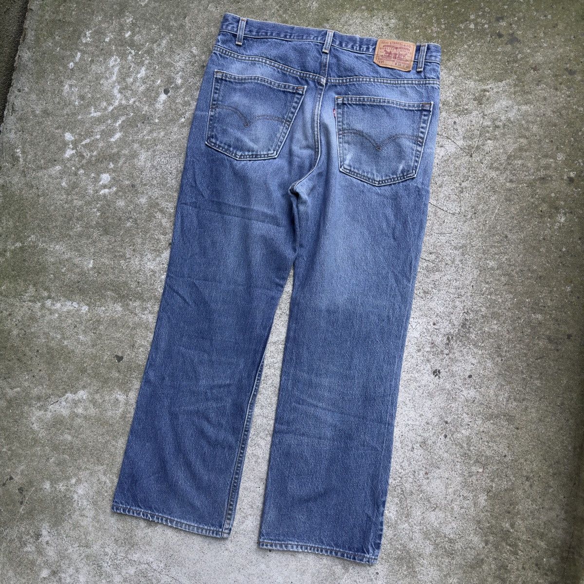 Levi's VINTAGE 90s LEVI'S 517 BOOT CUT FADED DENIM JEANS Size US 38 / EU 54 - 8 Thumbnail
