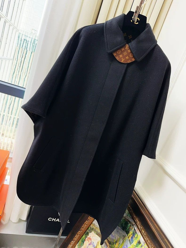 Louis Vuitton Black Wool Cape Coat with LV Logo- DMC Size US M / EU 48-50 / 2 - 1 Thumbnail