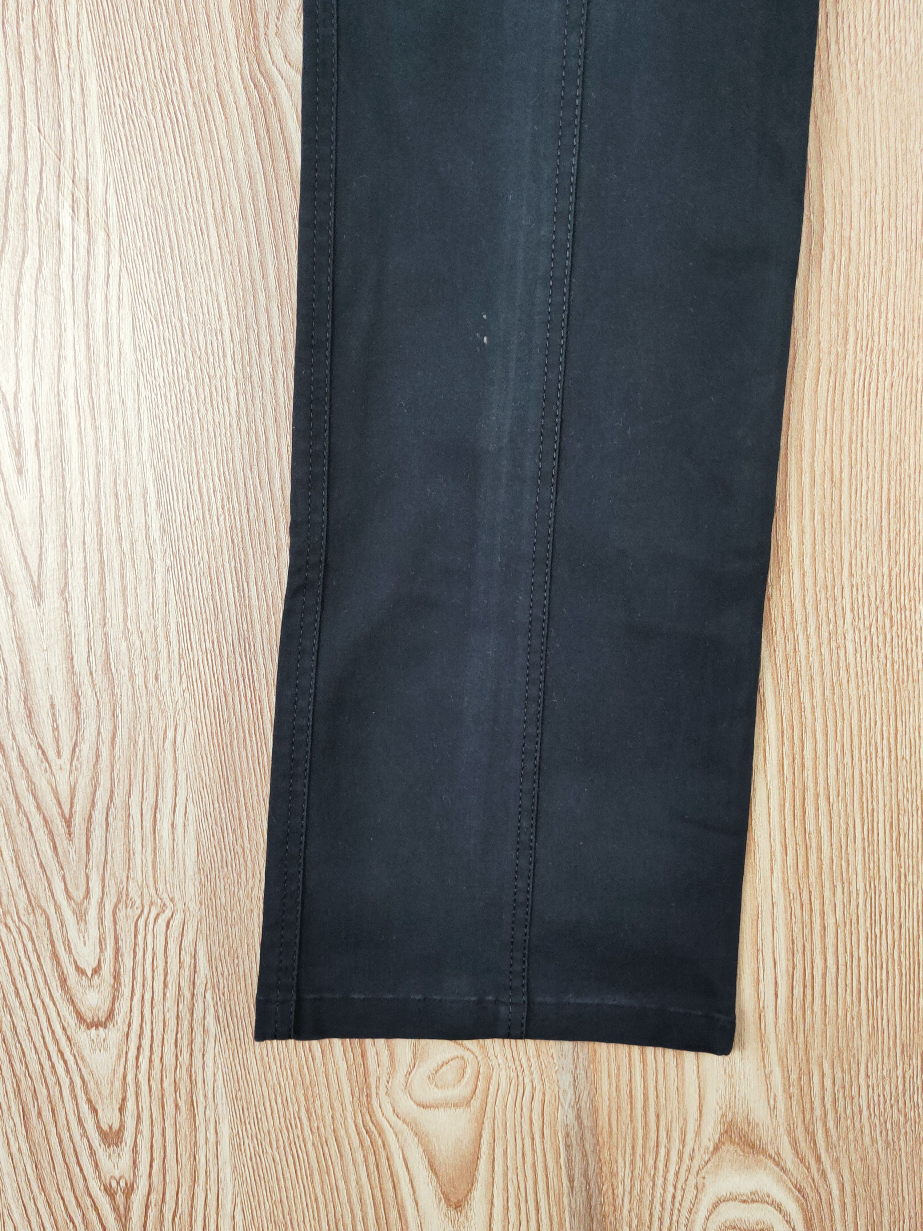 Burberry Burberry Black Multipocket Tactical Cargo Pants #W094 Size 27" / US 4 / IT 40 - 4 Thumbnail