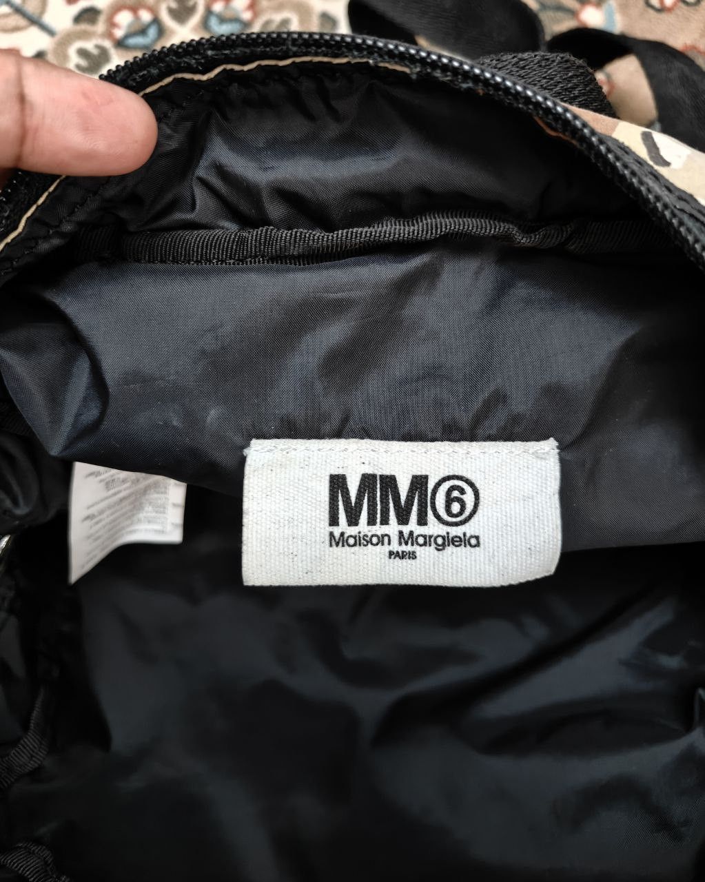 Maison Margiela Worn Maison Margiela Camo worn BAg Size ONE SIZE - 18 Thumbnail