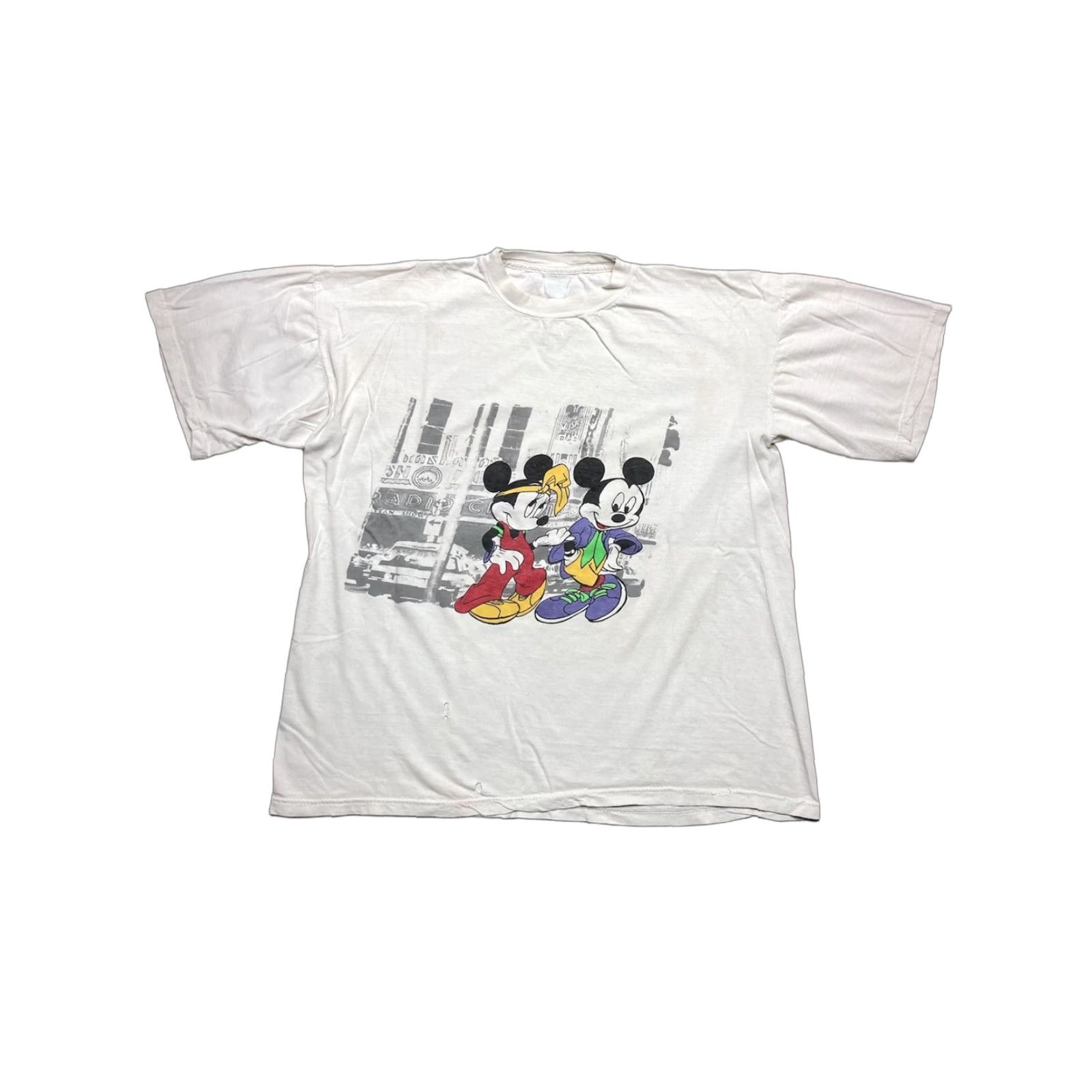 Disney VINTAGE 90s Disney graphic T-Shirt Mickey Minnie Mouse cartoon downtown large Men L White, 90s, Disney, Crew Neck, T-Shirt? Size US L / EU 52-54 / 3 - 1 Thumbnail