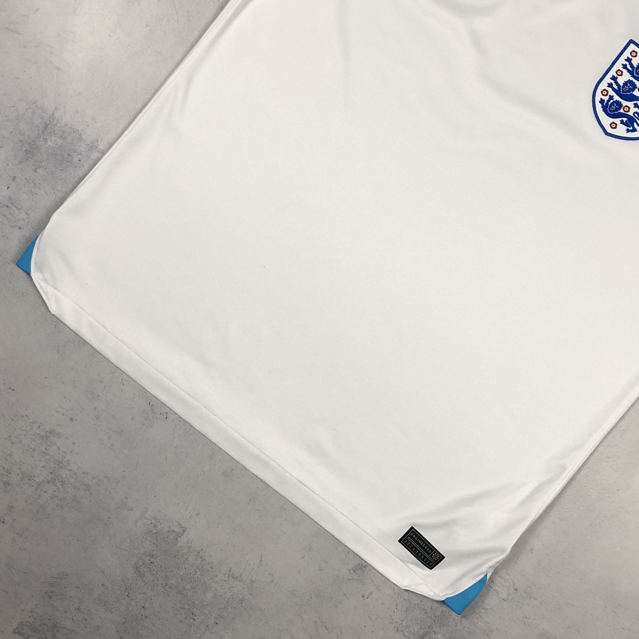 Nike England 2022 World Cup Nike Home Soccer Jersey Size US L / EU 52-54 / 3 - 6 Thumbnail