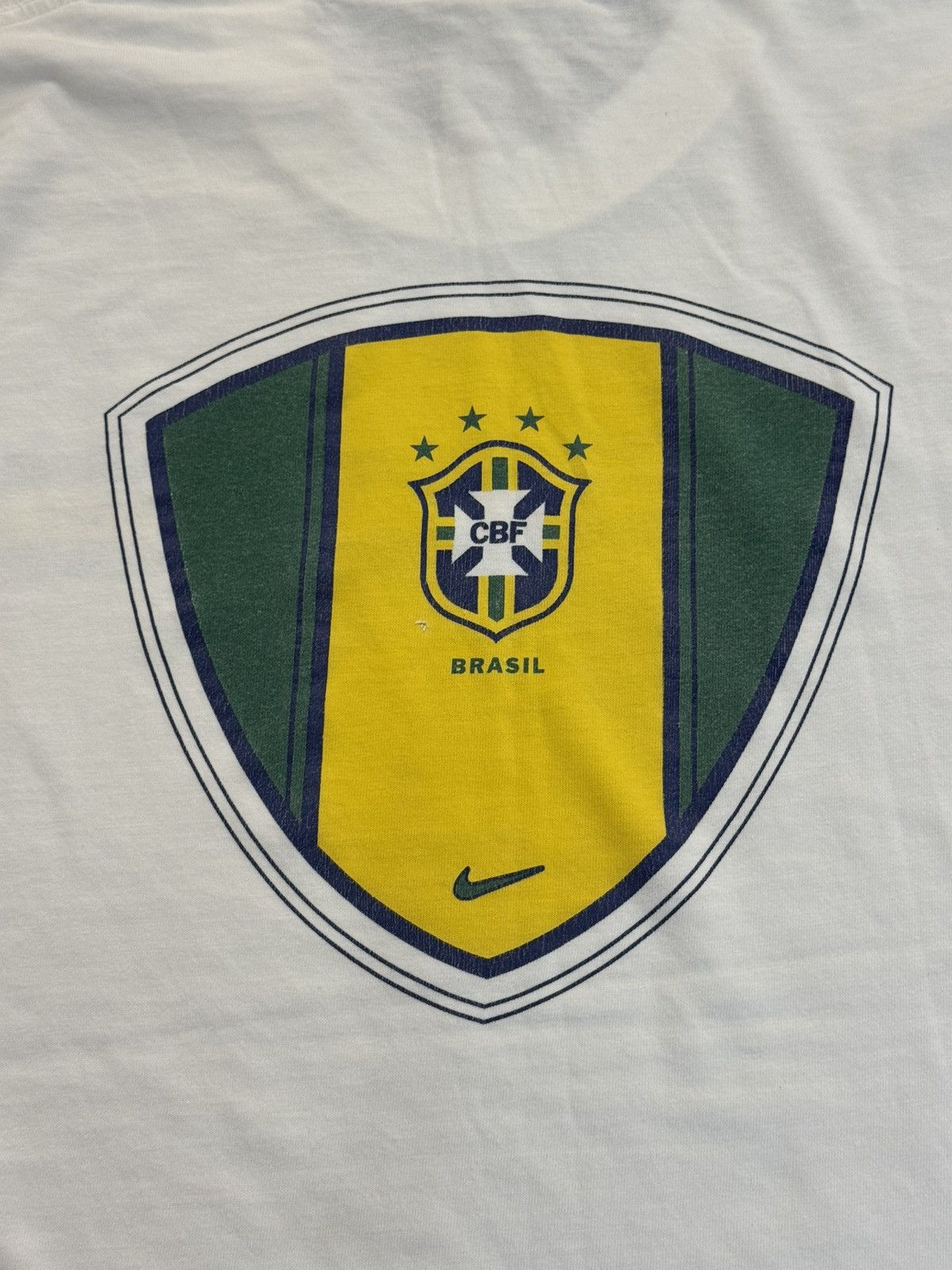 Nike Vintage Brazil 🇧🇷 90's T-shirt Size US M / EU 48-50 / 2 - 3 Thumbnail
