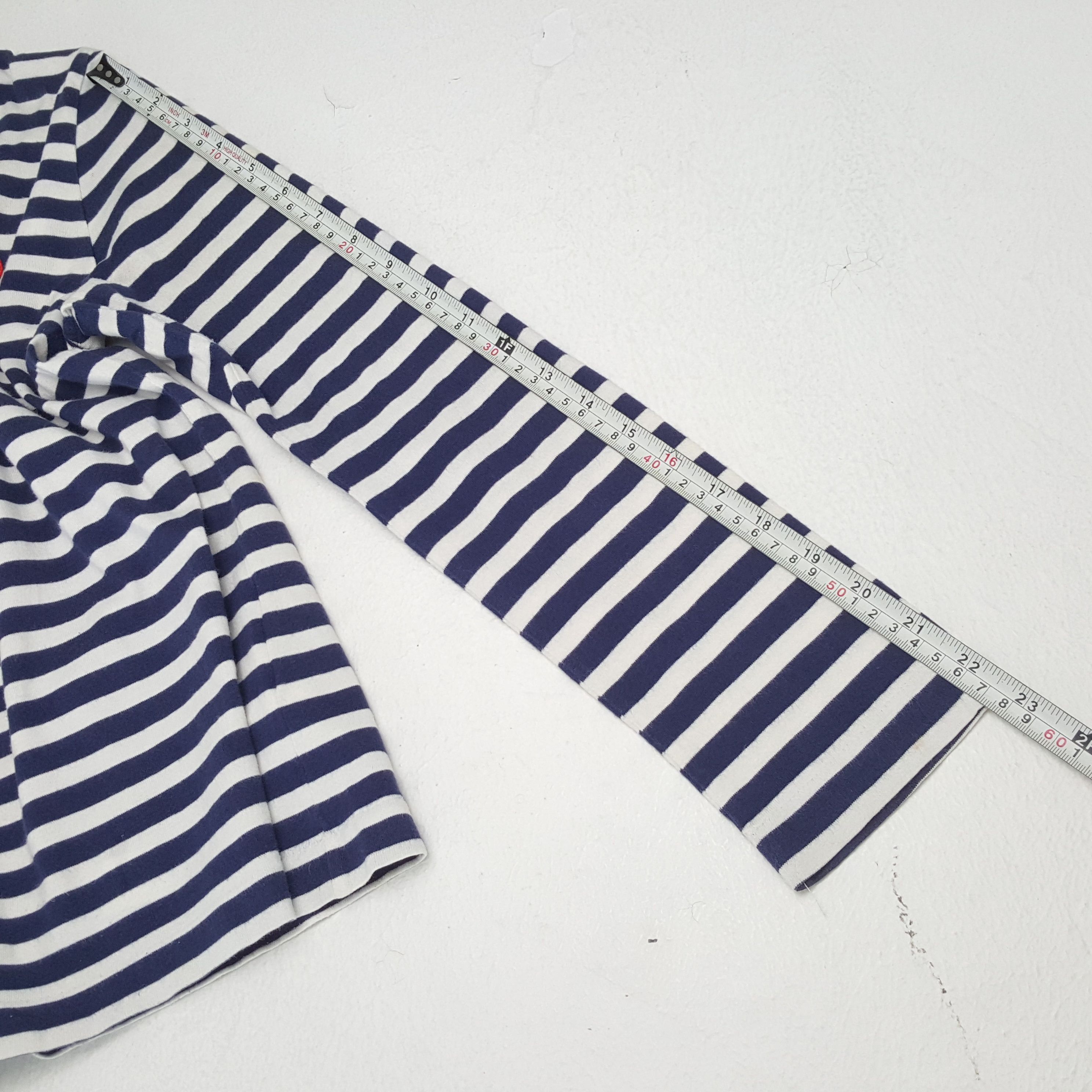 Comme des Garcons PLAY × Japanese Brand × Vintage COMME DES GARCONS PLAY Japanese Brand Logo Design Tshirt Size XS / US 0-2 / IT 36-38 - 5 Thumbnail