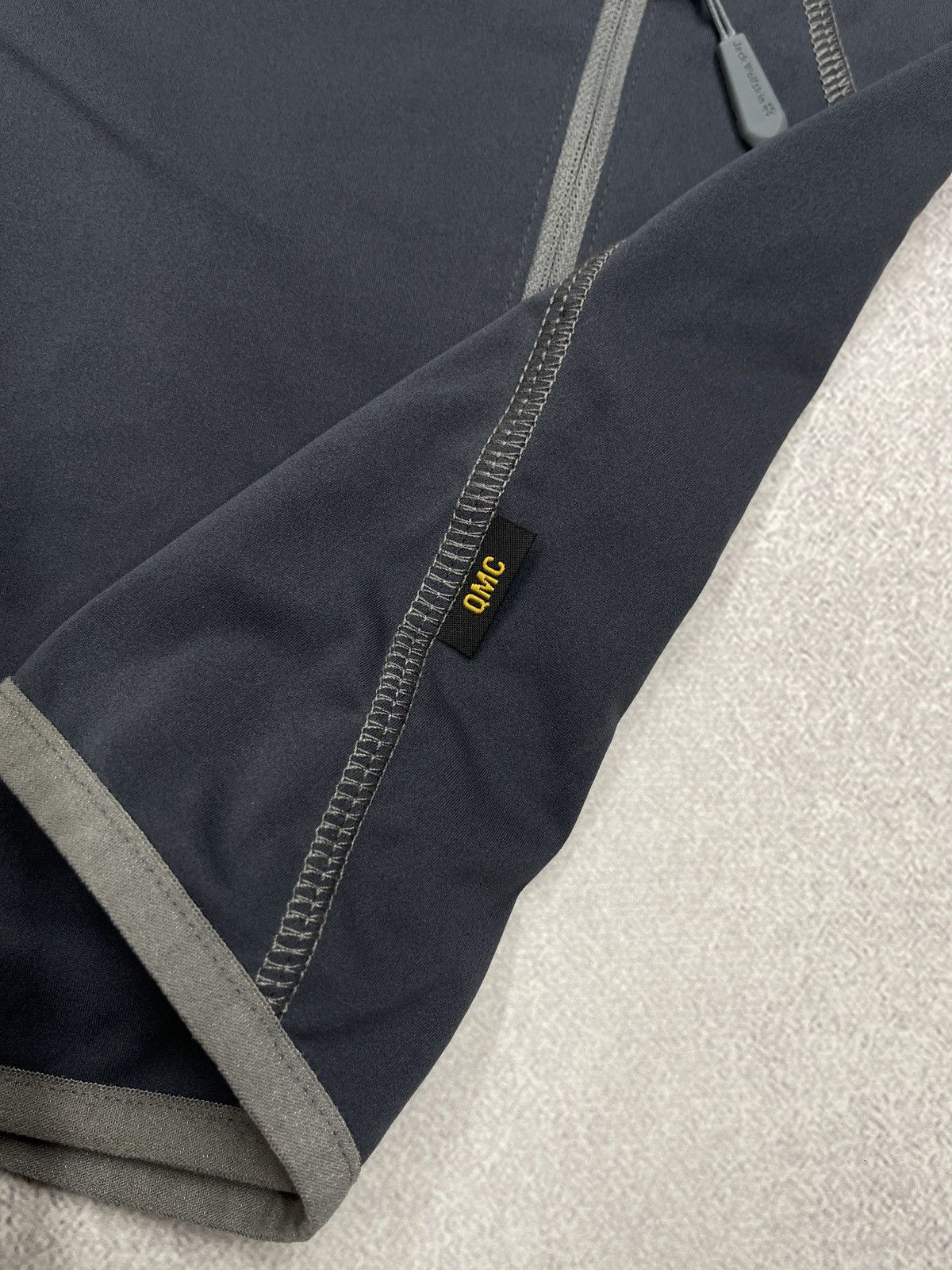 Jack Wolfskin Mens Jack Wolfskin Light Jacket Grey Outdoor Gorpcore Size US XL / EU 56 / 4 - 7 Thumbnail