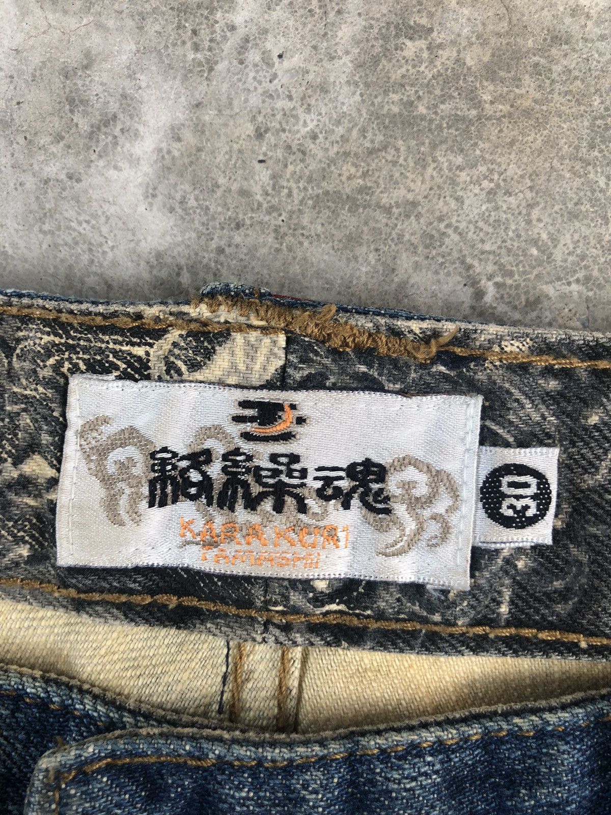 Karakuri Tamashii Karakuri Tamashii Embroidered Jeans Distressed Jeans Size US 30 / EU 46 - 14 Thumbnail