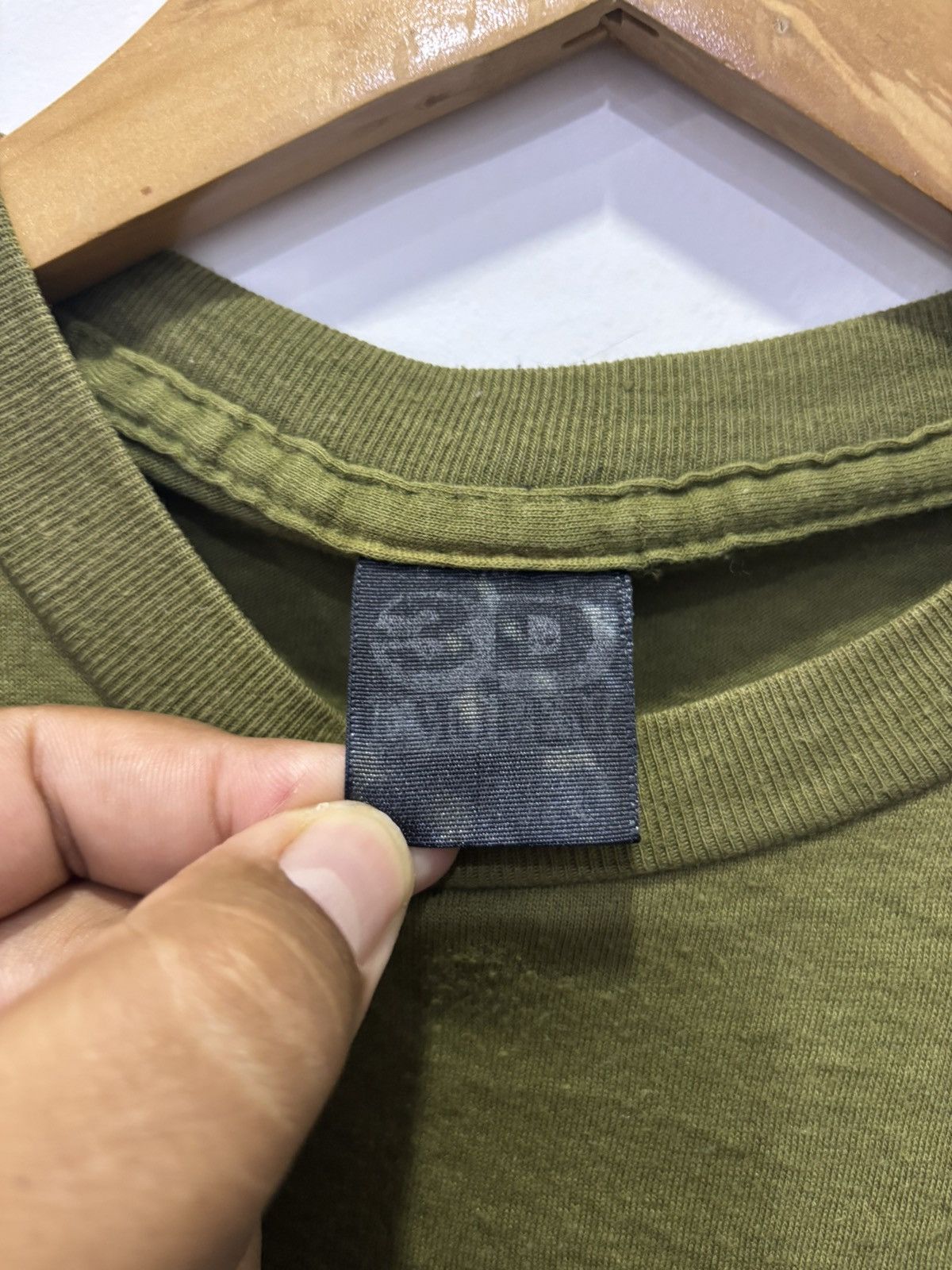 Vintage Vintage 3D Emblem Vietnam Tshirt Size US S / EU 44-46 / 1 - 3 Thumbnail