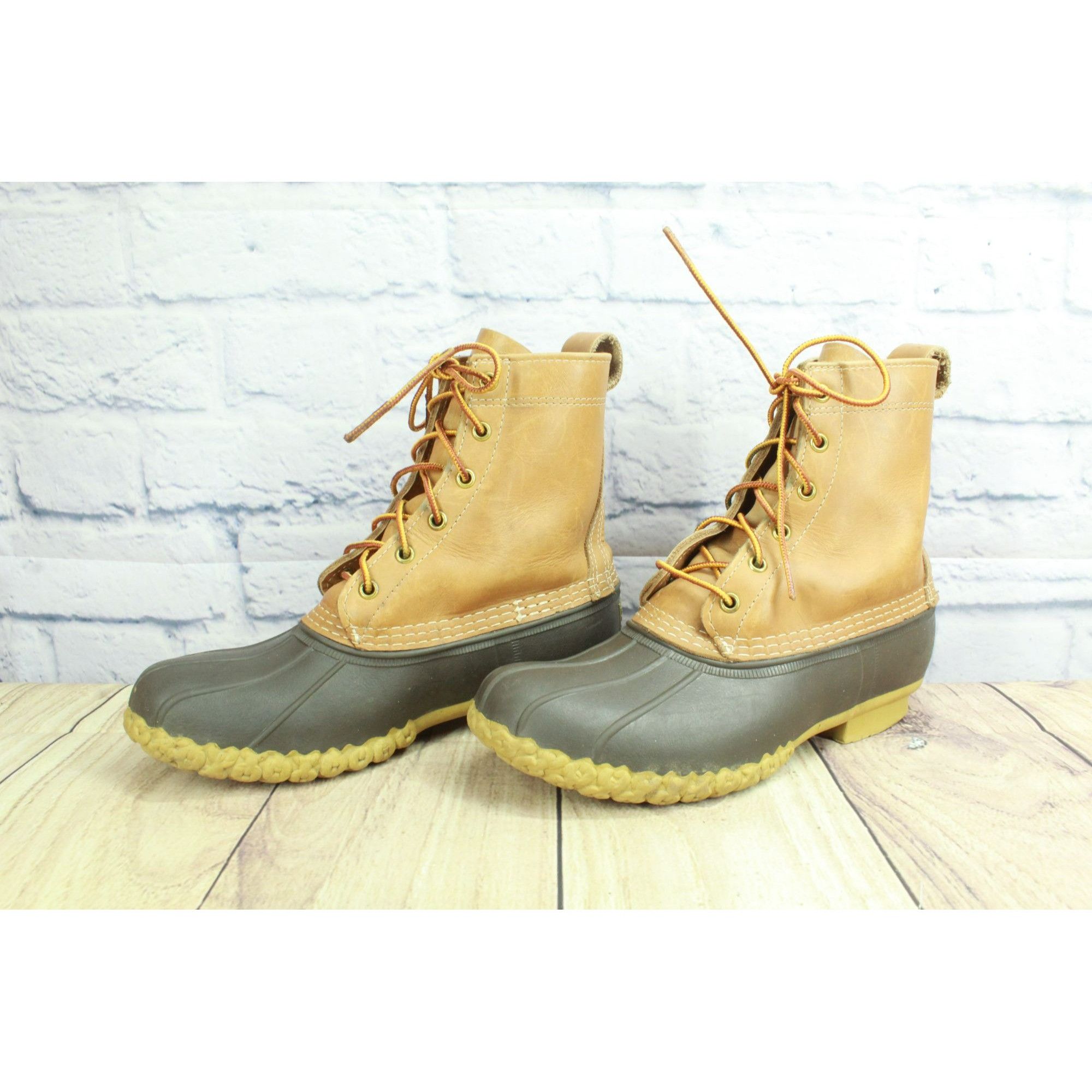 Leather LL Bean Women's Lace Up Insulated Ankle Duck Boots Size US 7 / IT 37 - 2 Thumbnail