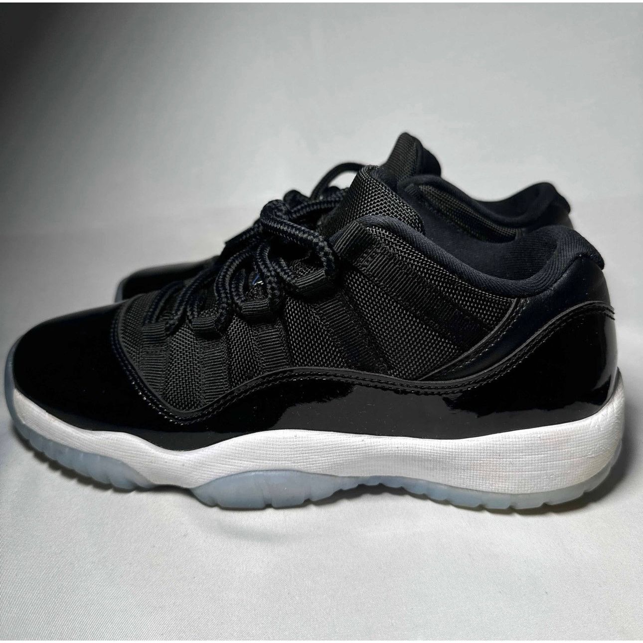 Jordan Brand × Nike Size 6.5 - Air Jordan 11 Retro Low GS Space Jam Men's Shoes Size US 6.5 / EU 39-40 - 8 Thumbnail