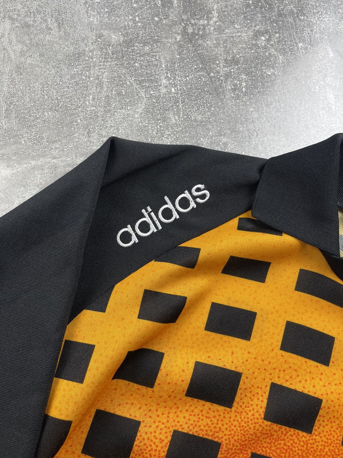 Adidas × Vintage Vintage 90s Adidas Goalkeeper Jersey – Geometric Pattern Size US S / EU 44-46 / 1 - 5 Thumbnail
