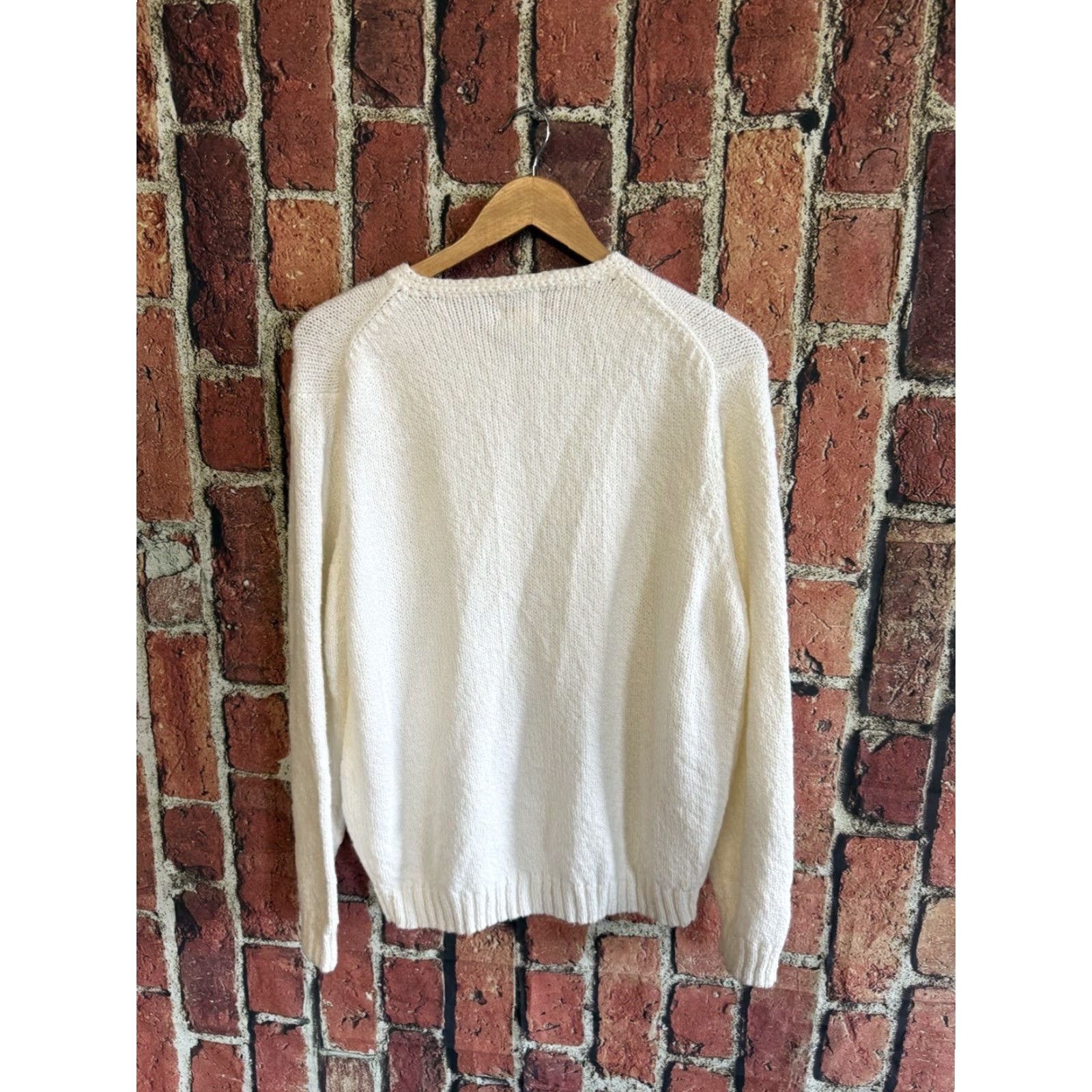 Vintage VINTAGE Leon Levin Womens White Knit Button Up Sweatshirt Cardigan Size L Size L / US 10 / IT 46 - 2 Thumbnail