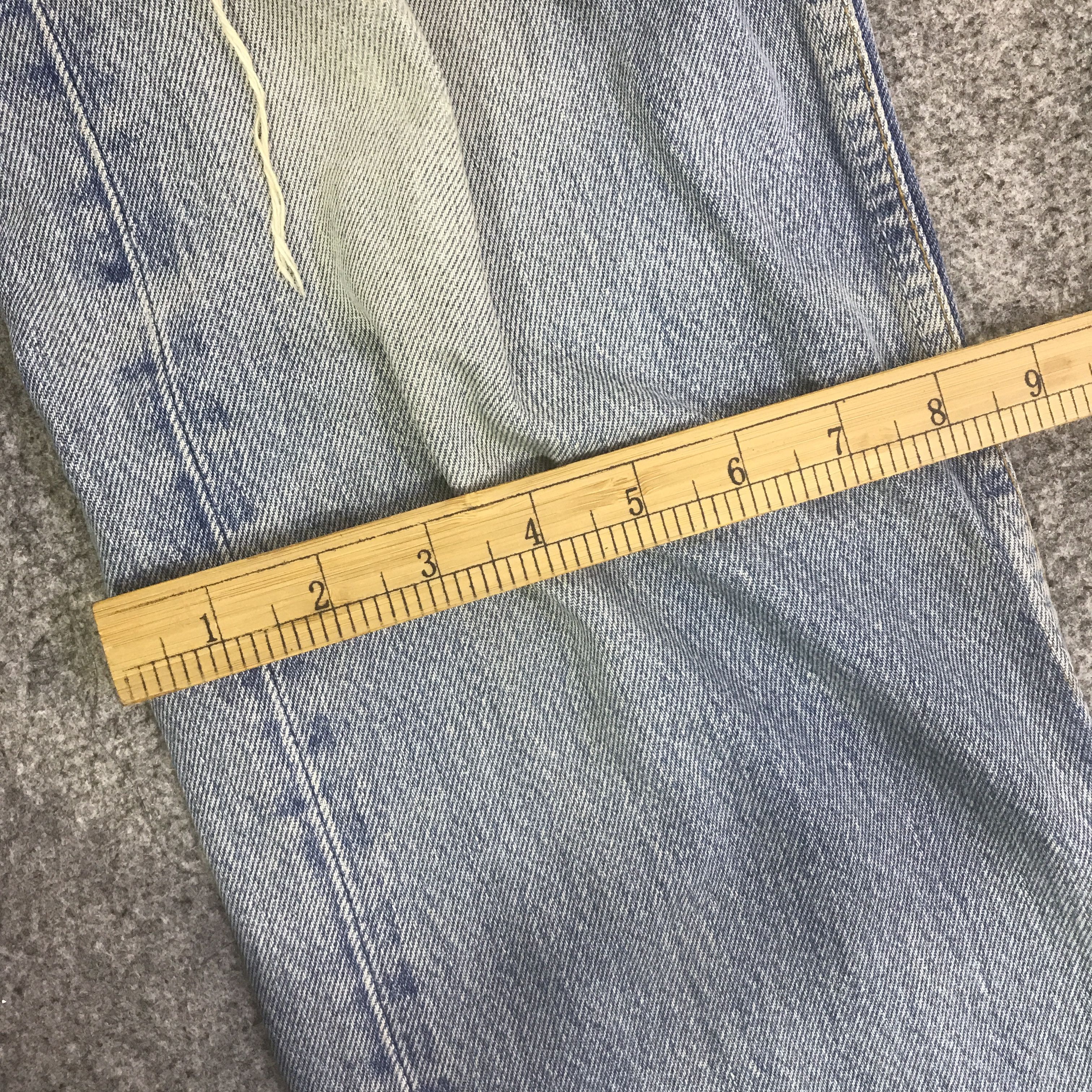 Levi's Vintage Clothing LEVI'S 501 DISTRESSED DENIM JEAN PANTS K129B9 Size US 32 / EU 48 - 10 Thumbnail