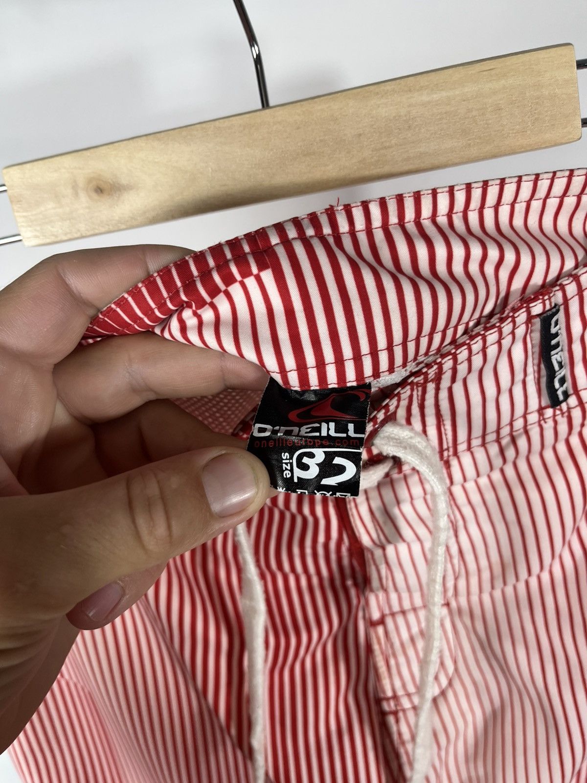 O'Neill O’Neill Red White Striped Board Shorts Size 32 Size US 32 / EU 48 - 7 Thumbnail