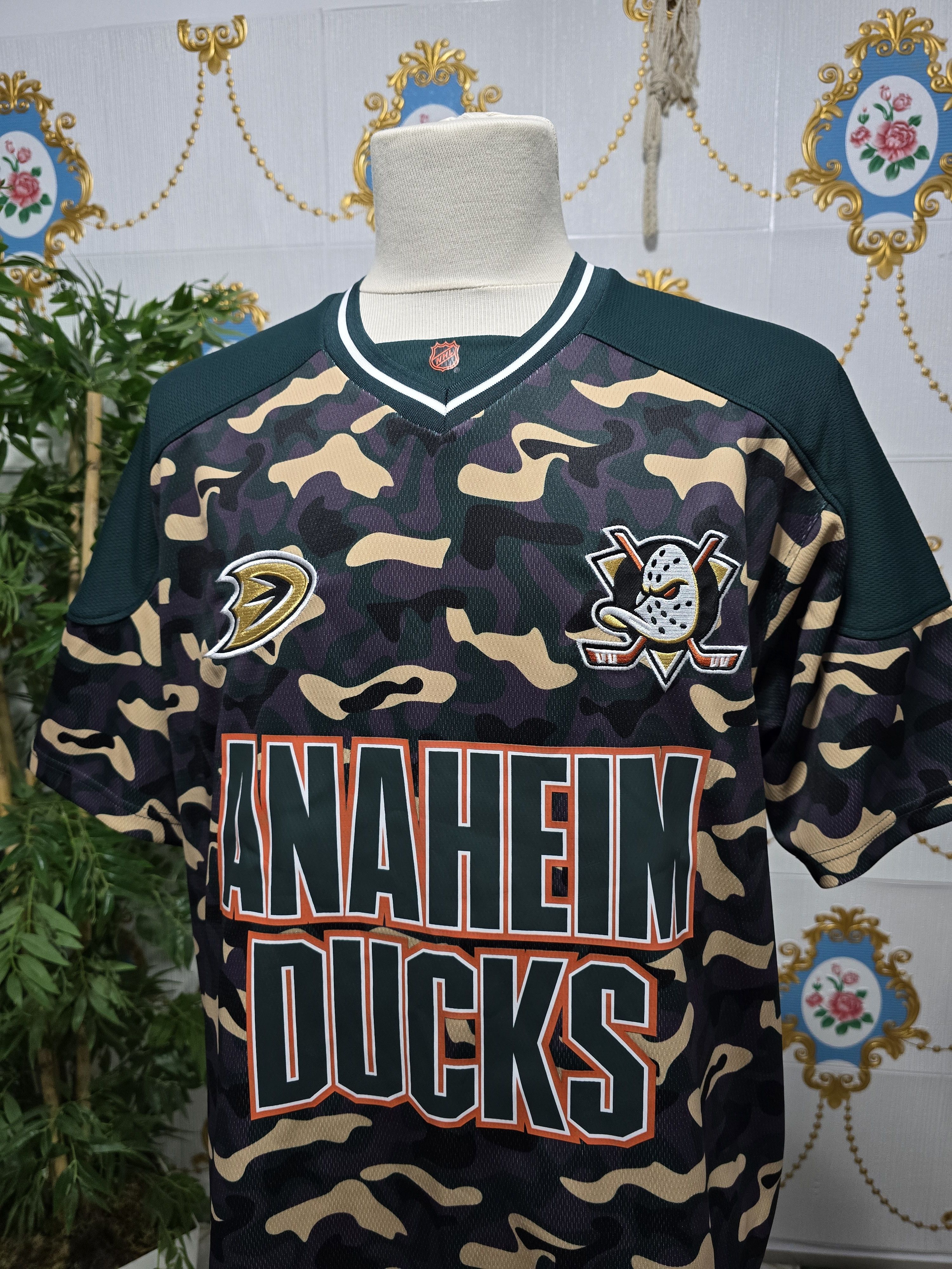 NHL Primark Anaheim Ducks camouflage t-shirt. Mens XL new Size US XL / EU 56 / 4 - 2 Thumbnail