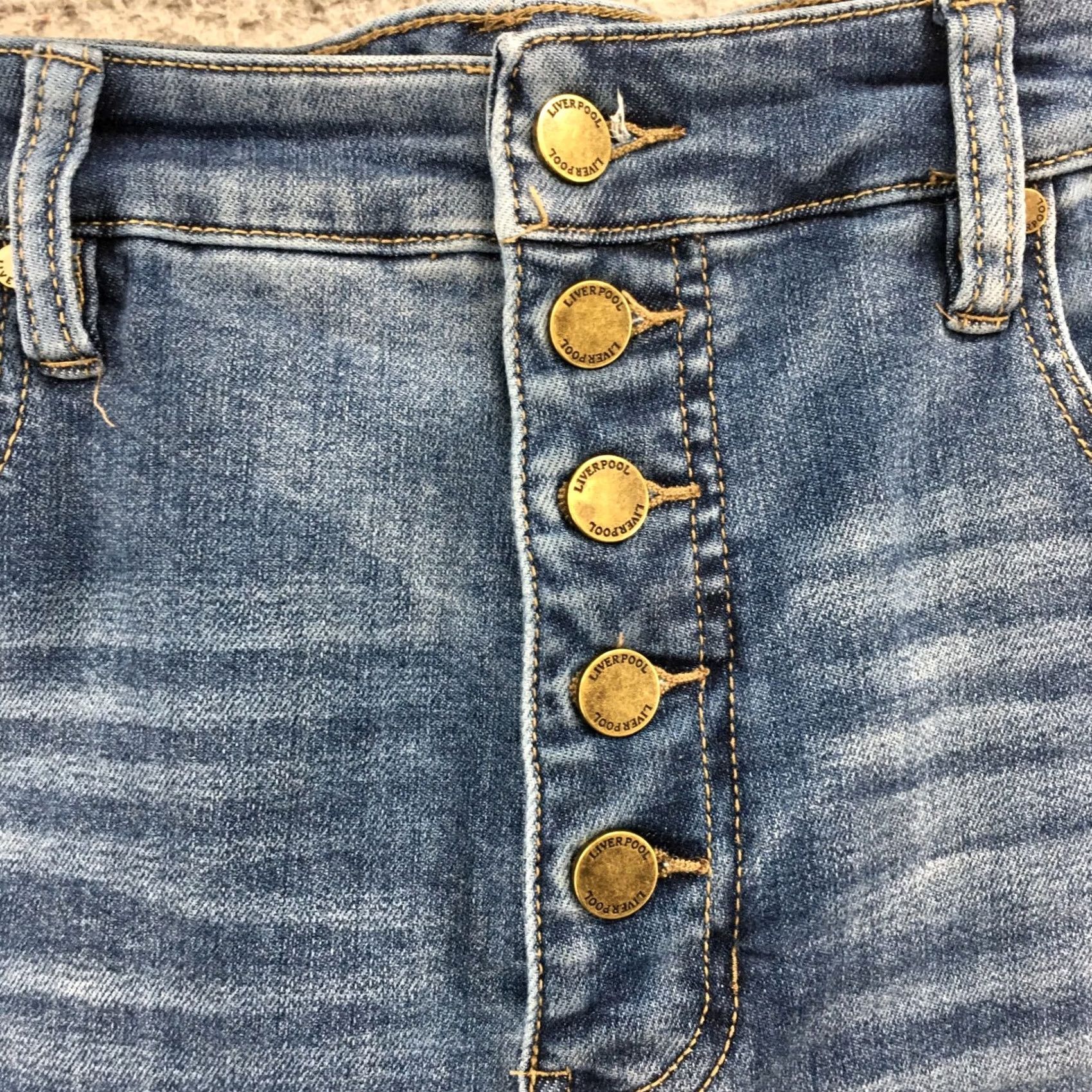 Vintage Liverpool Jeans Shorts Womens 14/32 Blue High Rise Button Fly Hot Pants Denim 3 in Inseam Black? Size 36" / US 14 / IT 50 - 3 Thumbnail