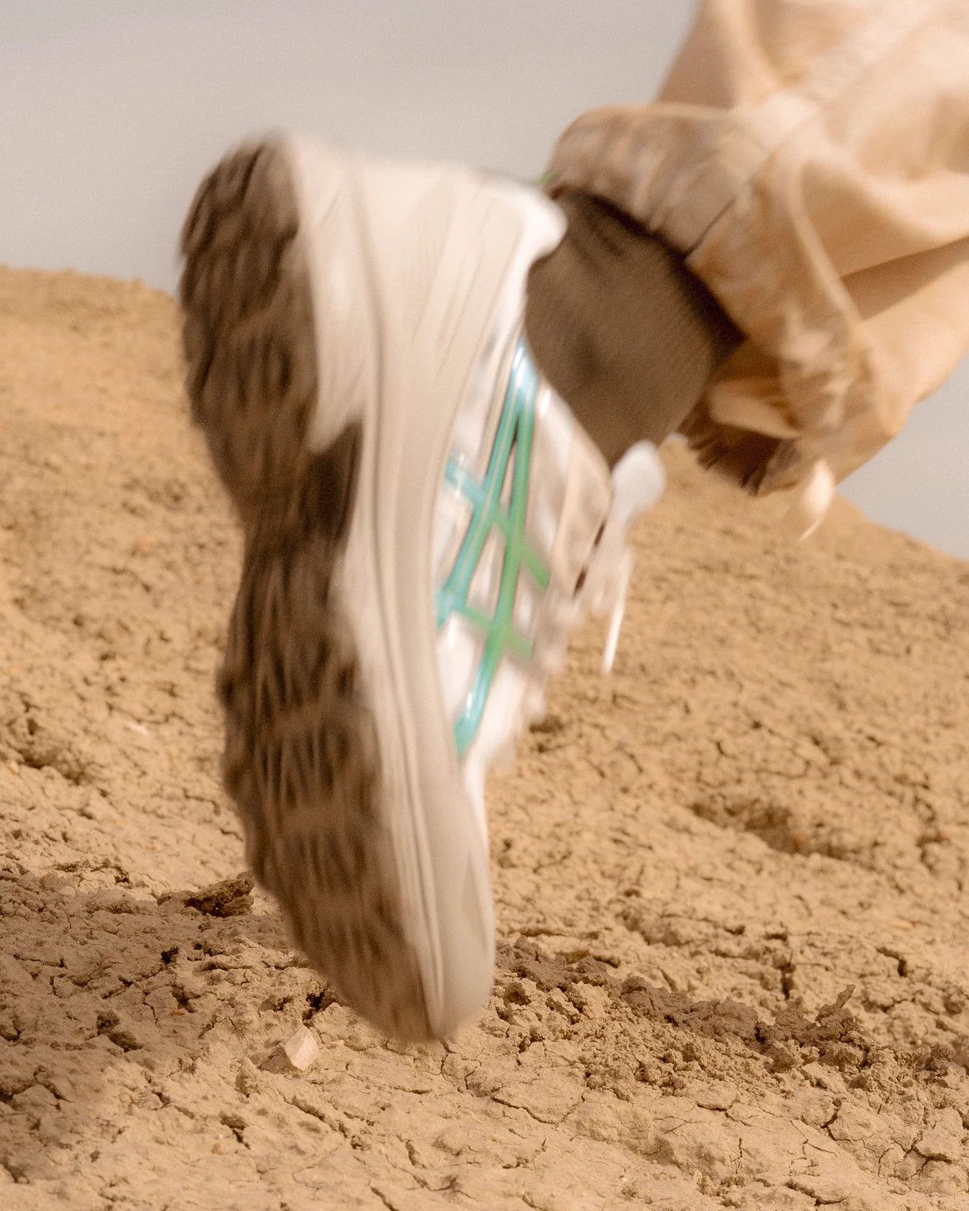 Asics × HIDDEN Prehistoric Technology GEL-VENTURE™ 6 SHIELD Size US 11 / EU 44 - 8 Thumbnail