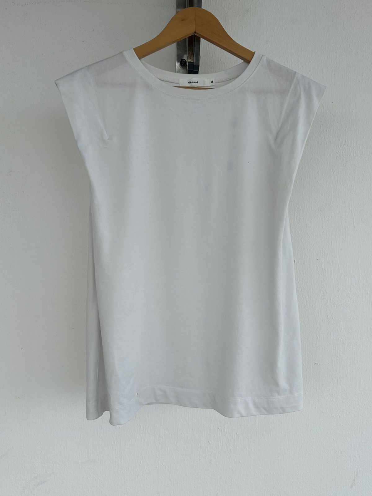 Issey Miyake Niko And Vintage Tank Top White Plain Size US M / EU 48-50 / 2 - 1 Thumbnail