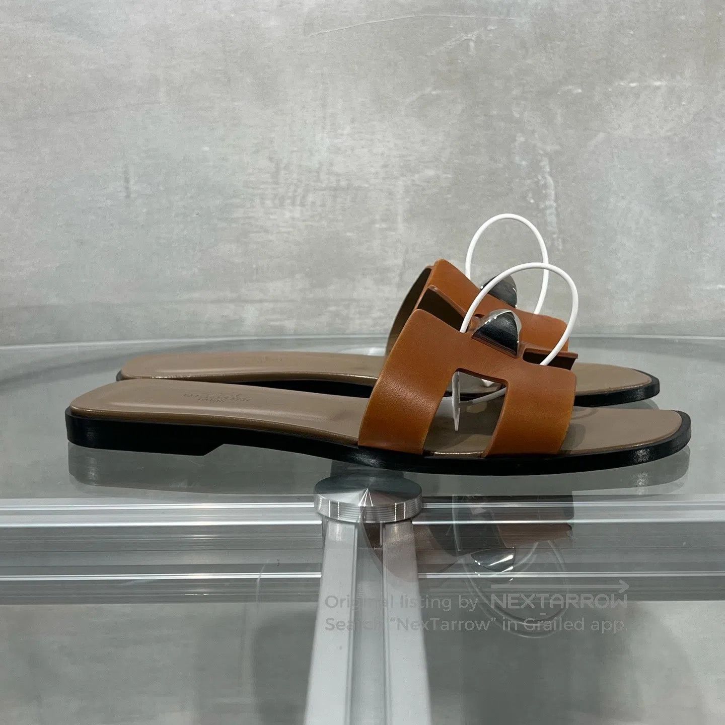 Hermes Hermes Oran flat-soled slippers Size US 7.5 / IT 37.5 - 4 Thumbnail