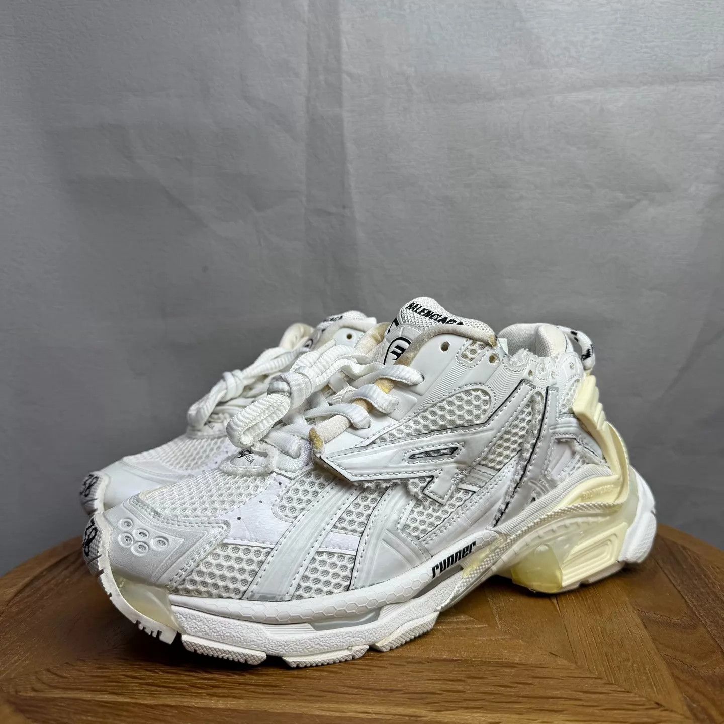Balenciaga Balenciaga Runner White Distressed 38 98 New Size US 8 / IT 38 - 1 Thumbnail