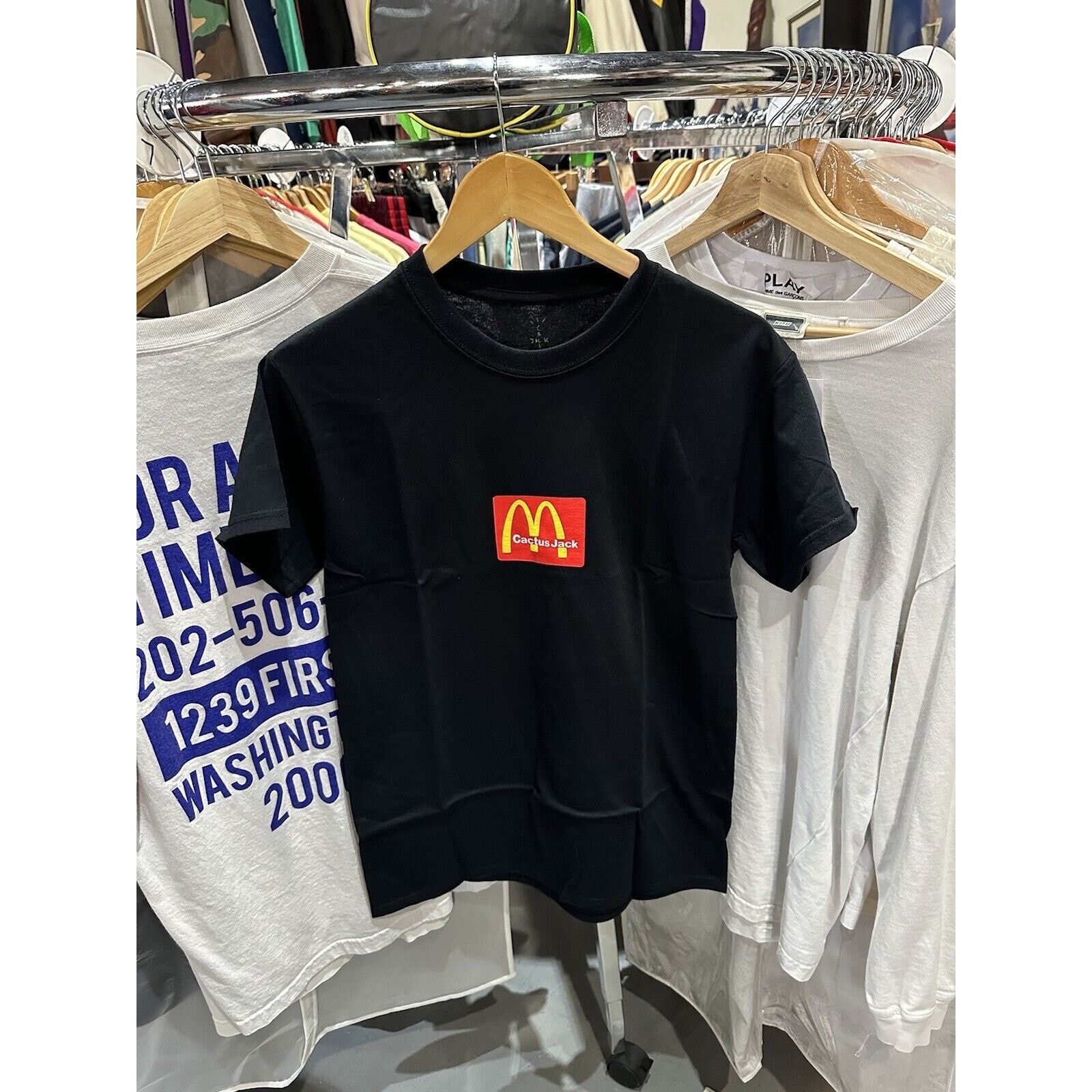 Travis Scott x top McDonald’s T Shirt (RED)