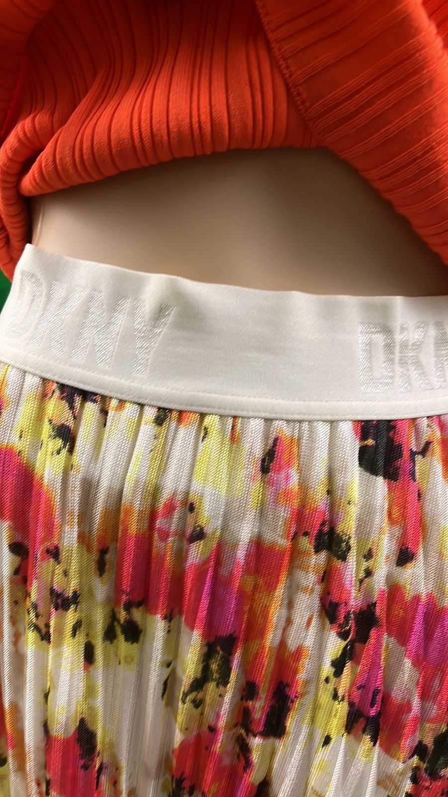 DKNY DKNY Women’s Hacci Pleated Midi Skirt Size 30" / US 8 / IT 44 - 2 Thumbnail