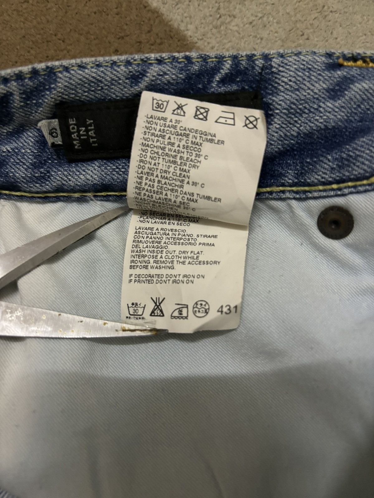 Dsquared2 Vintage Dsquared2 Sashiko Stitched Distressed Grunge Jeans Size US 31 - 22 Thumbnail