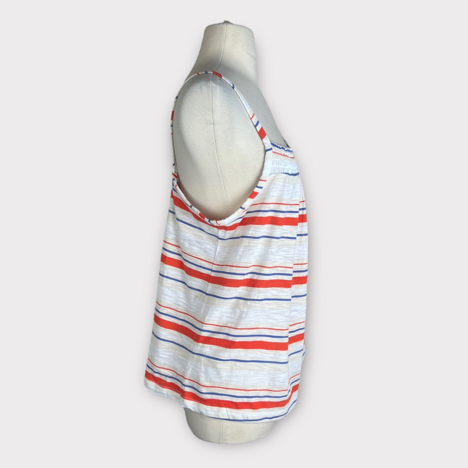 Target Basics Universal Thread | Spaghetti Strap Smocked Stripe Tank Top Size S / US 4 / IT 40 - 5 Thumbnail