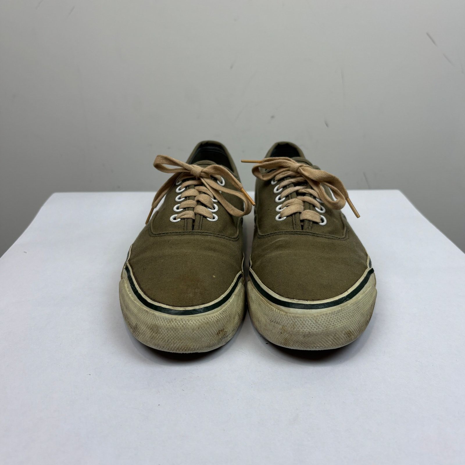 JCPenney Rare True Vintage 60s Penneys Deck Shoe Men's 10.5 Size US 10.5 / EU 43-44 - 2 Thumbnail