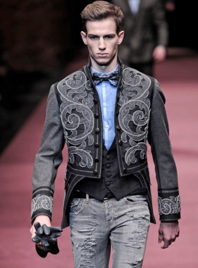 Dolce & Gabbana AW2009 Dolce & Gabbana Grey Wool Baroque Embroidered Officer Jacket Size 42R - 3 Thumbnail