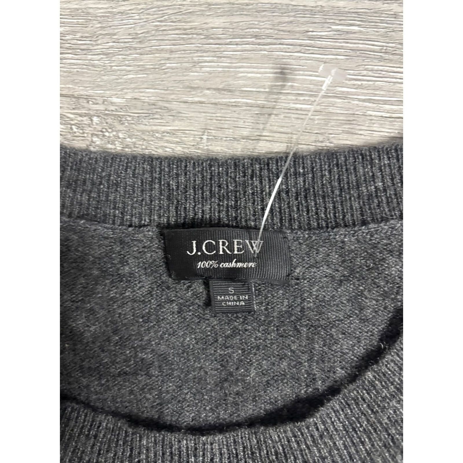 J.Crew J.Crew Sweater Womens Small Gray 100% Cashmere Crewneck Pullover Long Sleeve Size S / US 4 / IT 40 - 2 Thumbnail