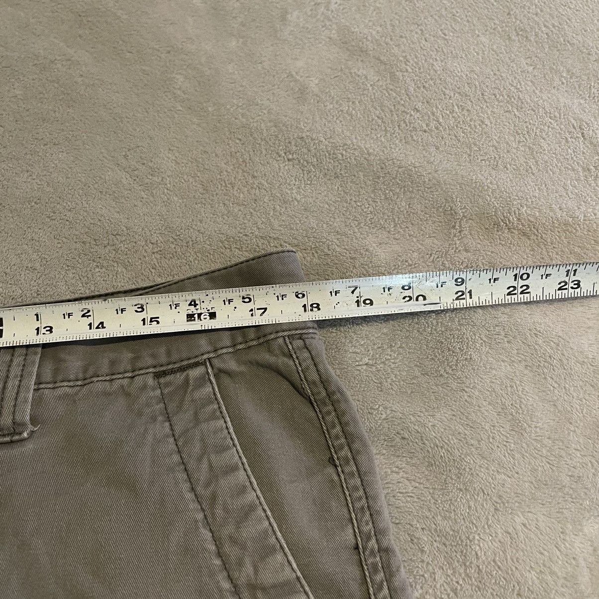 U.S. Polo Assn. US Polo Assn Mens Gray Cargo Shorts Size 36 Military Style Size US 36 / EU 52 - 7 Thumbnail