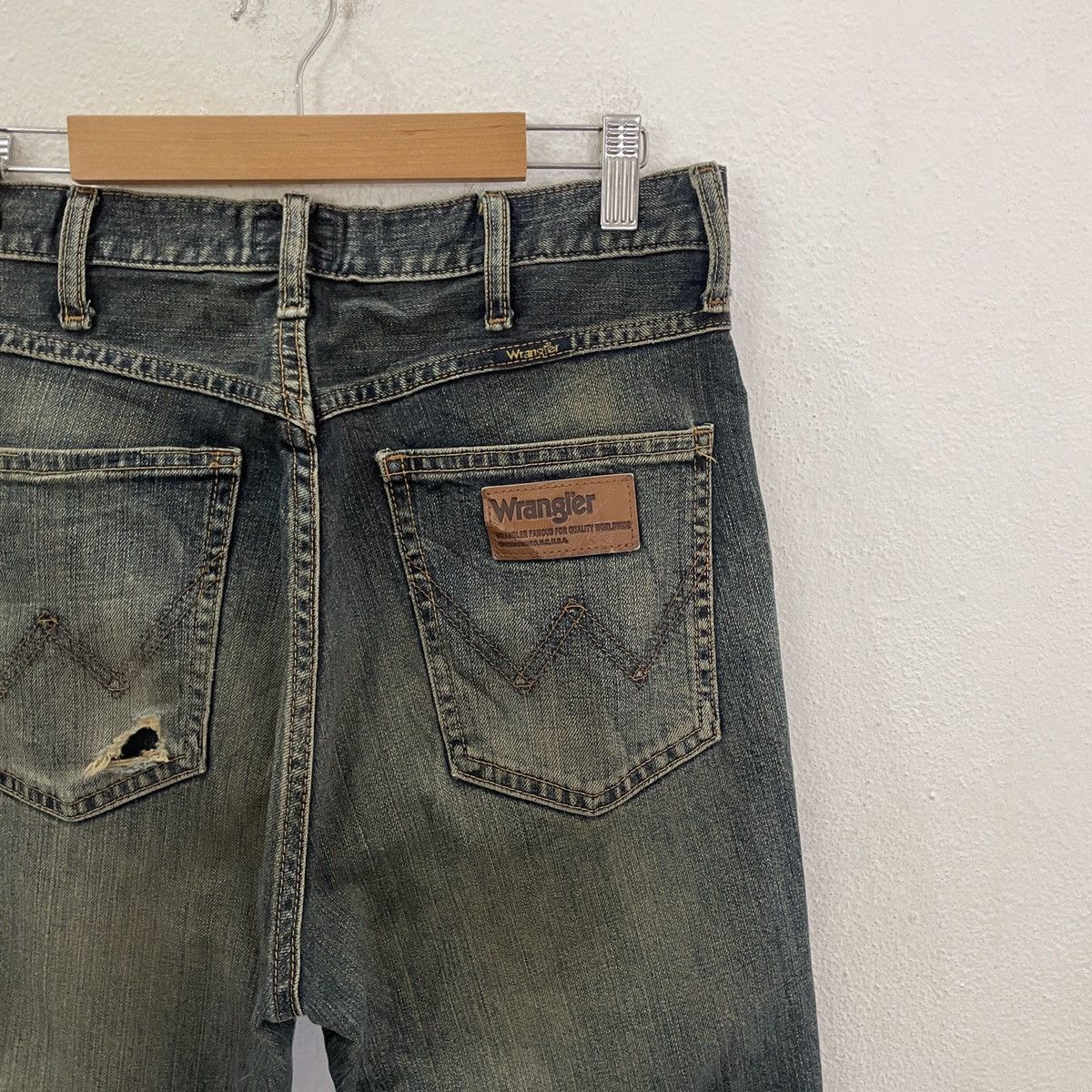 Wrangler Vintage Wrangler Distressed Denim Jeans Size US 32 / EU 48 - 8 Thumbnail