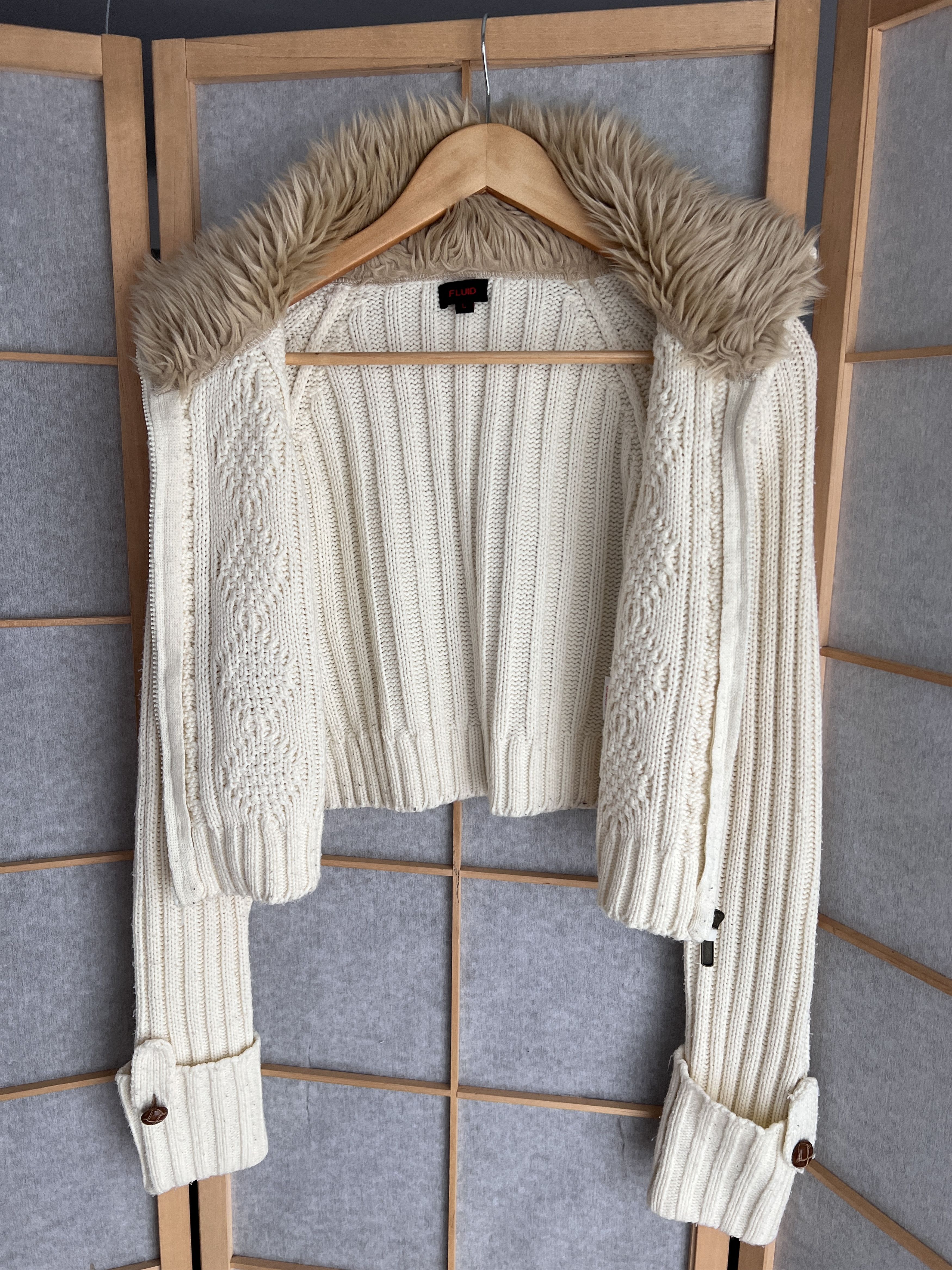 Hysteric Glamour Vintage 2000s cable knit cropped sweater faux fur collar y2k Size L / US 10 / IT 46 - 12 Thumbnail