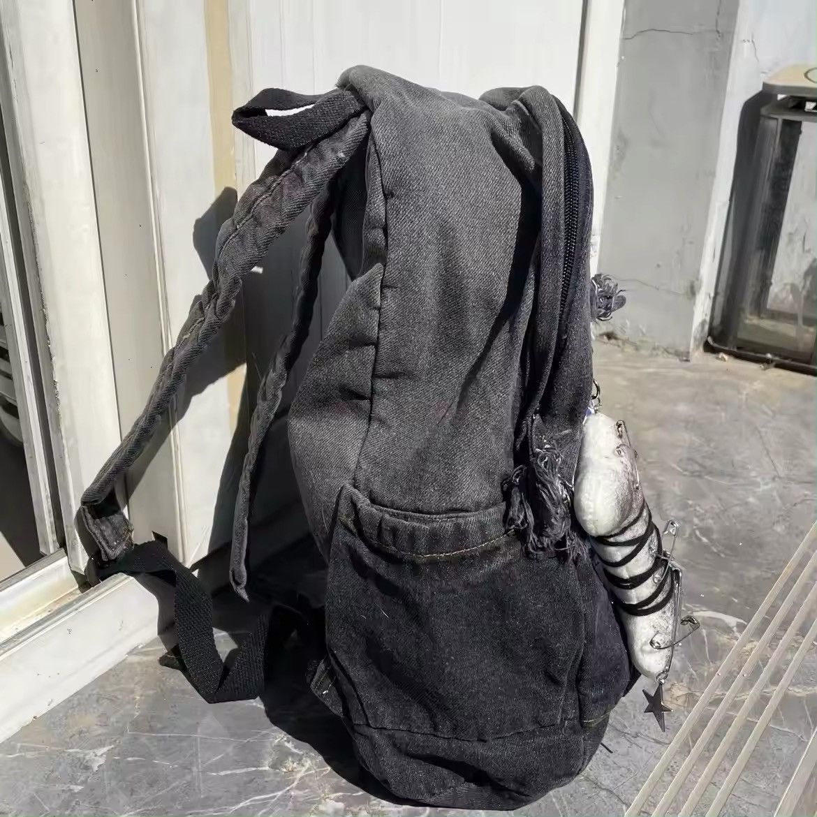 Japanese Brand Spray Painted Gradient Cowboy Backpack Size ONE SIZE - 2 Thumbnail