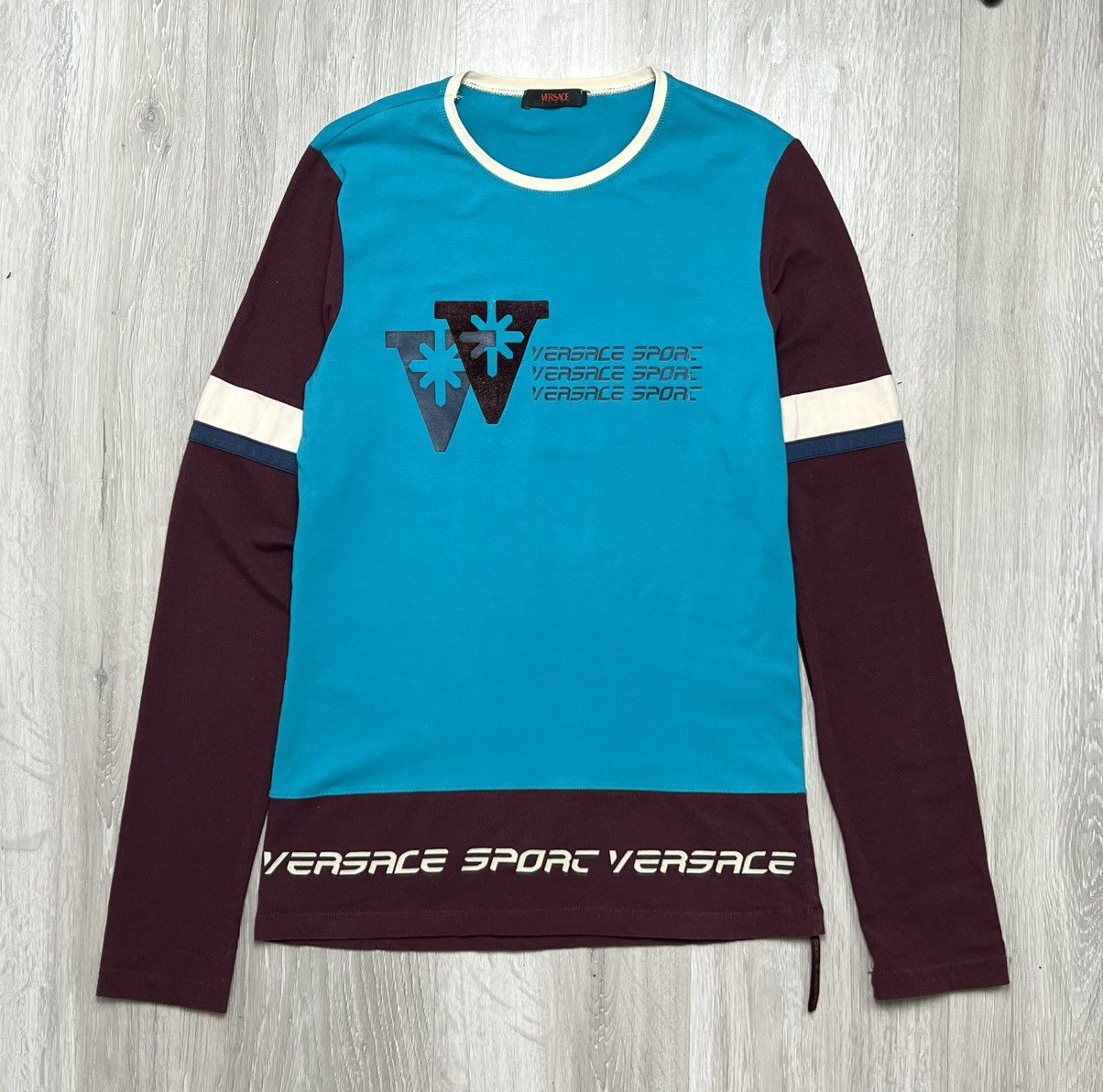 Versace Vintage Versace Sport Big Logo Longsleeve Size S / US 4 / IT 40 - 1 Thumbnail
