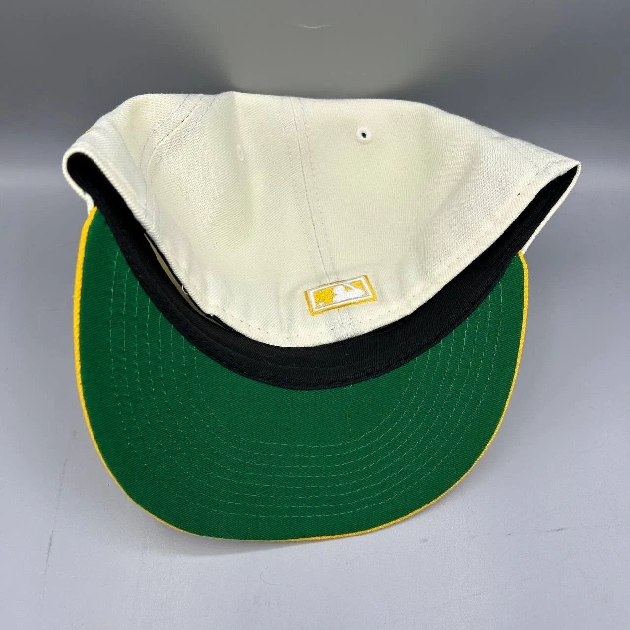 New Era San Diego Padres Hat Men 7 3/8 White Yellow MLB Fitted Cap Size ONE SIZE - 8 Thumbnail