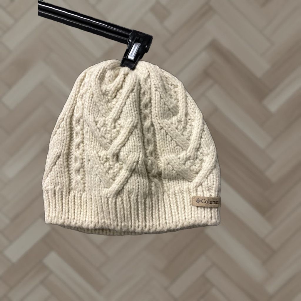 Vintage Columbia Beanie Womens One Size White Knit Beanie Ski Outdoor Adjustable Lightweight Logo Solid Knit Beanie Womens (One Size) Size ONE SIZE - 1 Thumbnail